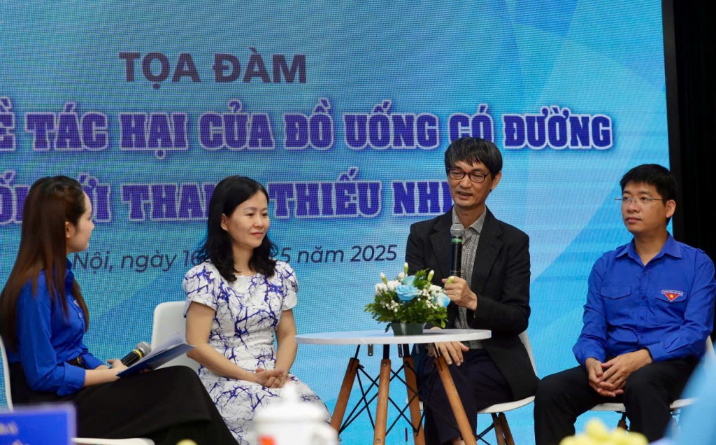 hạc sỹ, bác sỹ Nguyễn Tuấn Lâm, chuyên gia phòng chống các yếu tố nguy cơ bệnh không lây nhiễm, Văn phòng Tổ chức Y tế thế giới tại Việt Nam