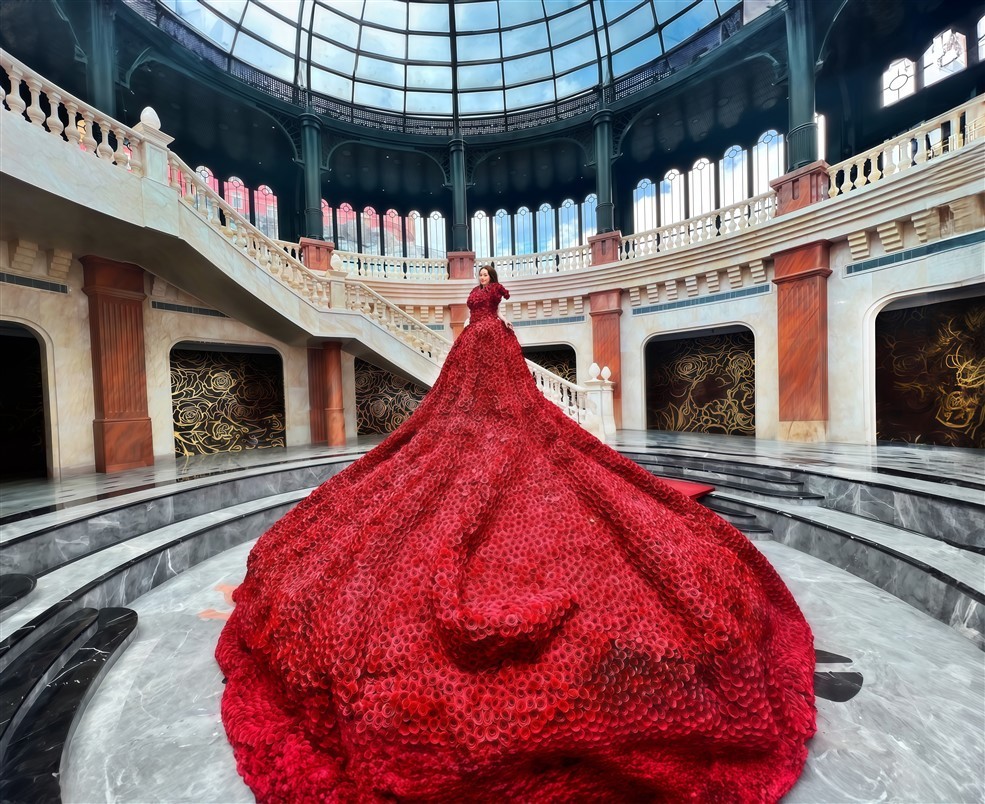 Lạc bước giữa thiên đường hoa hồng tại Sun World Ba Na Hills