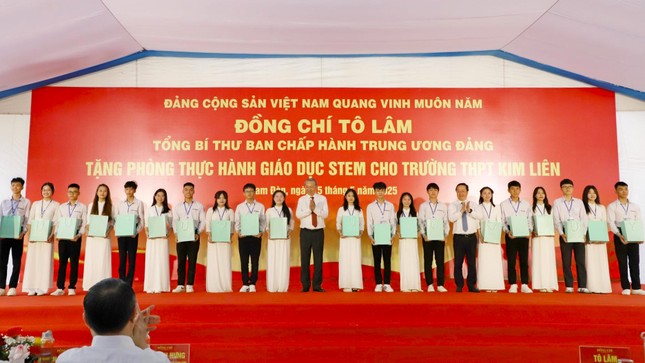 Tổng B&iacute; thư T&ocirc; L&acirc;m: L&agrave;m chủ khoa học, c&ocirc;ng nghệ trong kỷ nguy&ecirc;n vươn m&igrave;nh ảnh 3