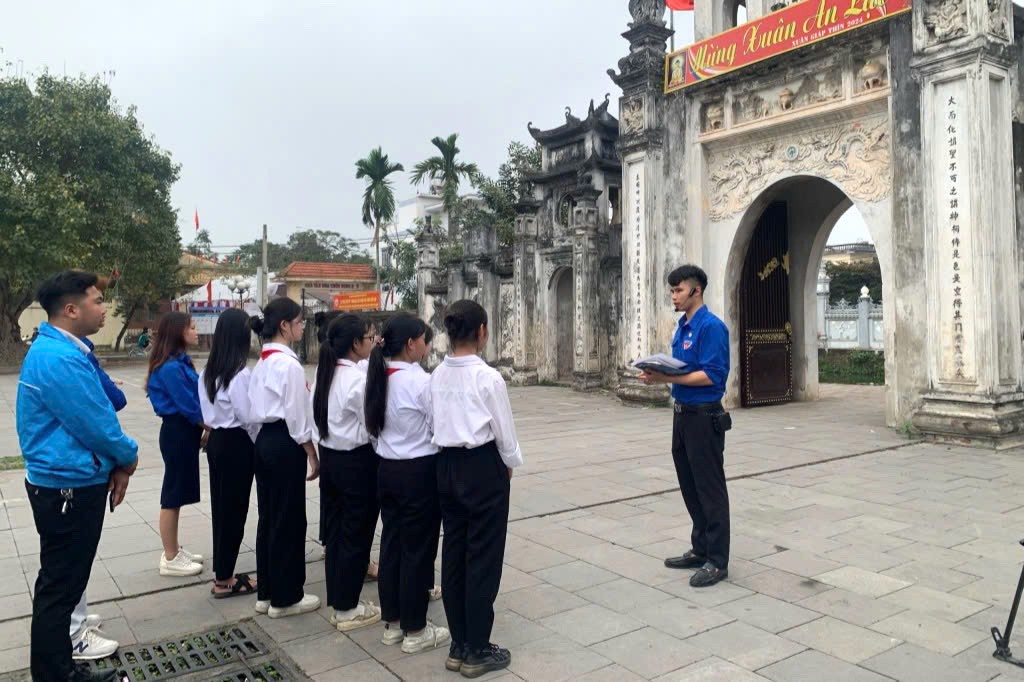 Bài 2: Công nghệ VR, 3D, AI lan tỏa hình ảnh Đảng