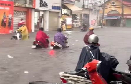 Khi nào khu vực chợ Thủ Đức thoát ngập sau mưa?