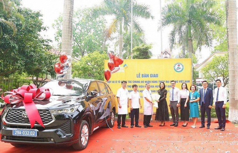 PVcomBank đồng hành nâng cao chất lượng y tế tuyến cơ sở