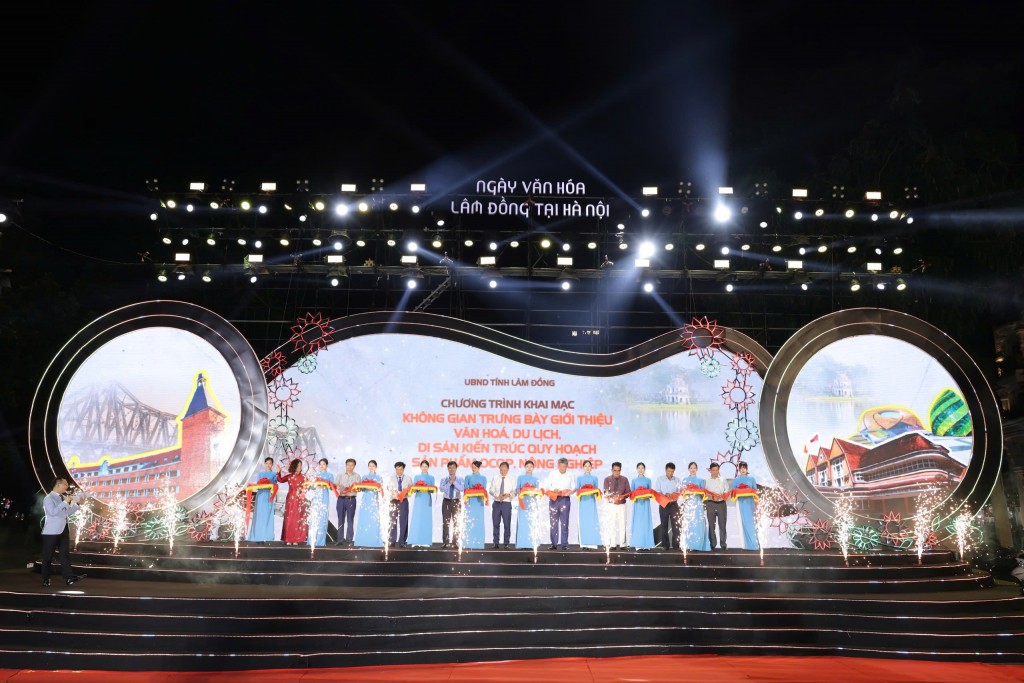 Đặc sắc không gian giới thiệu văn hoá, du lịch Lâm Đồng tại Hà Nội