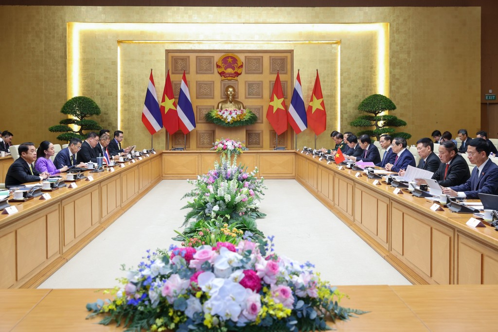 Hai bên thống nhất sẽ triển khai nhiều hoạt động thiết thực kỷ niệm 50 năm thiết lập quan hệ ngoại giao Việt Nam – Thái Lan vào năm 2026 - Ảnh: VGP/Nhật Bắc