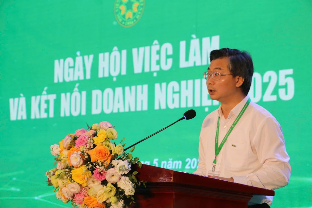 TS. Nguyễn Công Tiệp phát biểu khai mạc Ngày hội việc làm và kết nối doanh nghiệp 2025