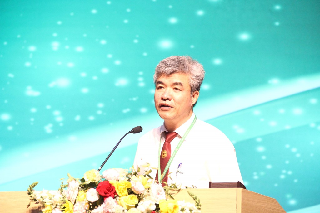 PGS. TS Phạm Văn Cường phát biểu tại buổi lễ