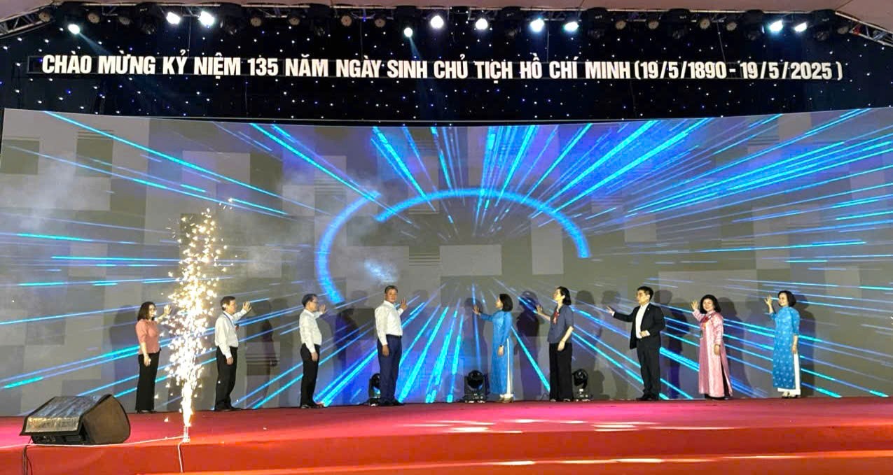 Ngày Phụ nữ Thủ đô ứng dụng công nghệ, đổi mới sáng tạo