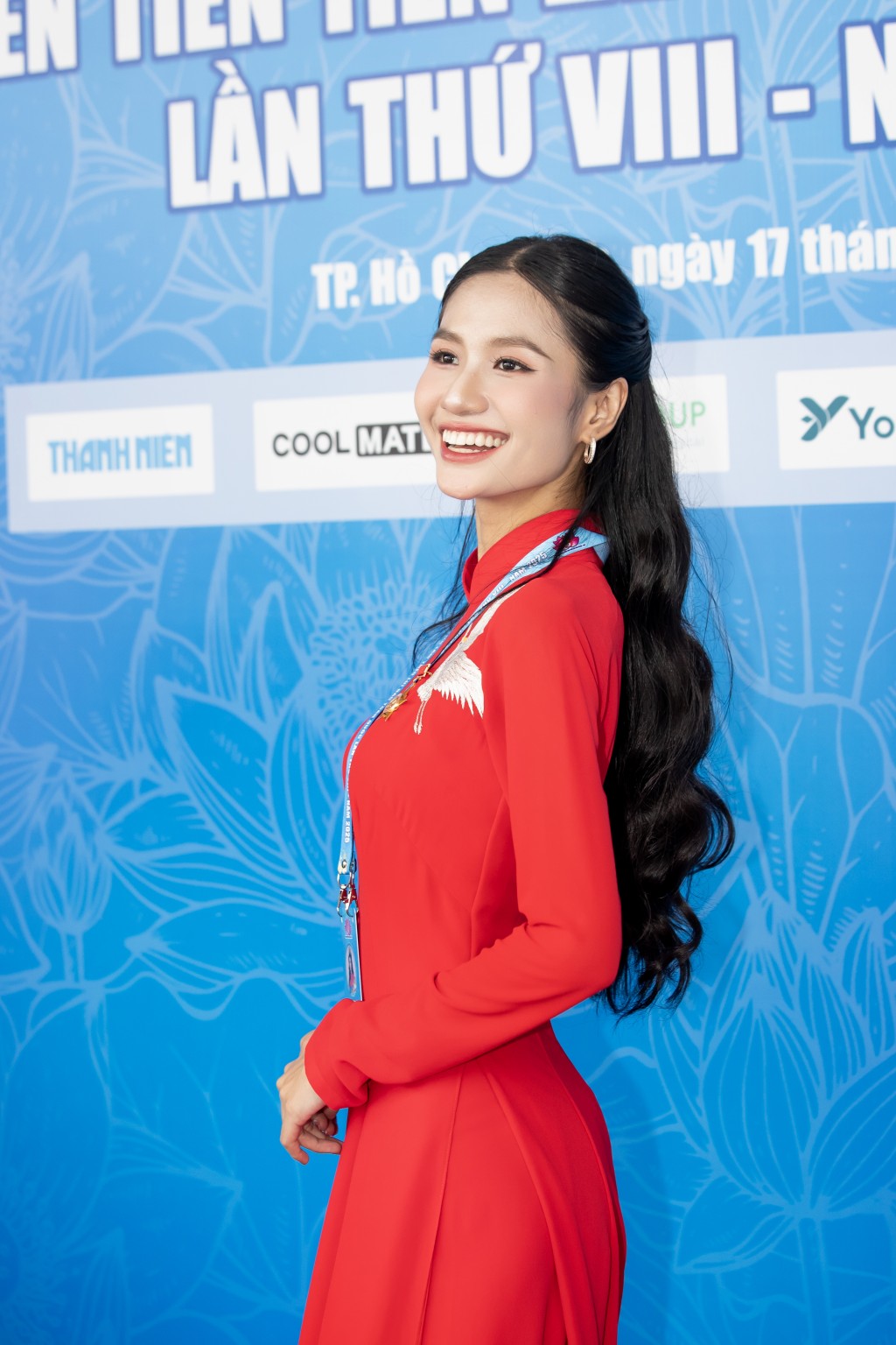 Hoa hậu Nguyễn Thanh Hà được tuyên dương Thanh niên tiên tiến làm theo lời Bác