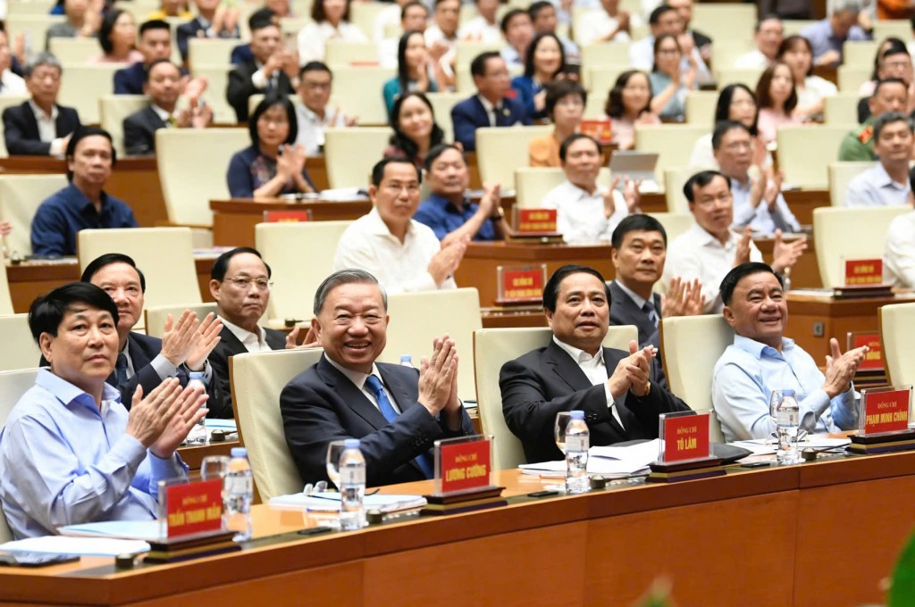 Tổng Bí thư Tô Lâm và các đồng chí lãnh đạo Đảng, Nhà nước tại Hội nghị