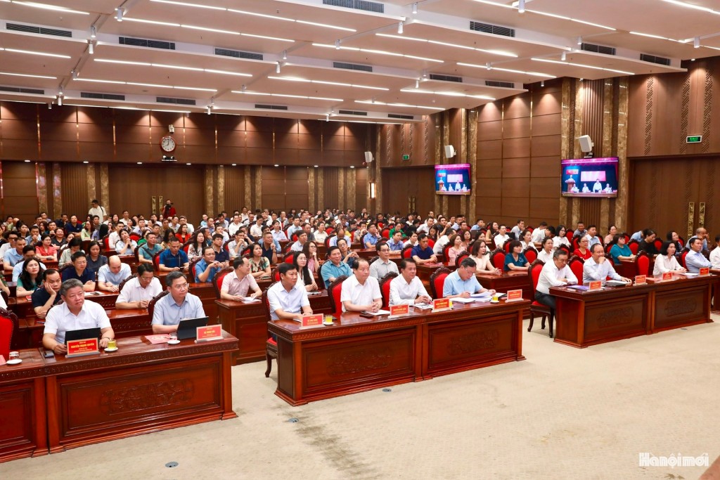 Điểm cầu Thành ủy Hà Nội. Ảnh: Viết Thành