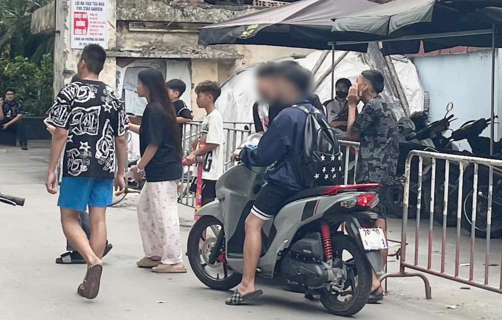 Xe máy trong tay học sinh: Sự liều lĩnh giữa lòng phố thị