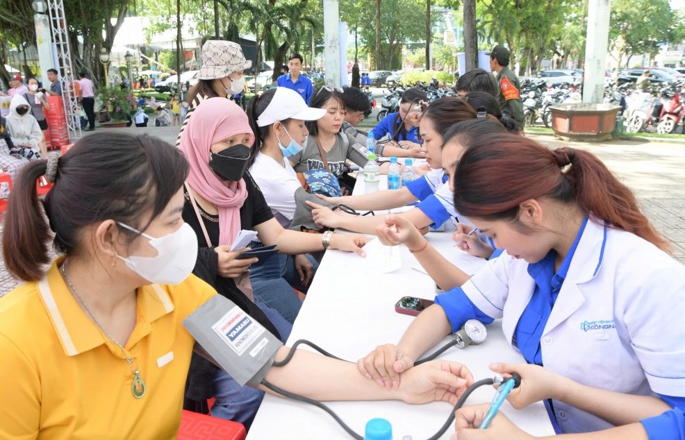 2.000 công nhân trẻ được tiếp năng lượng tích cực