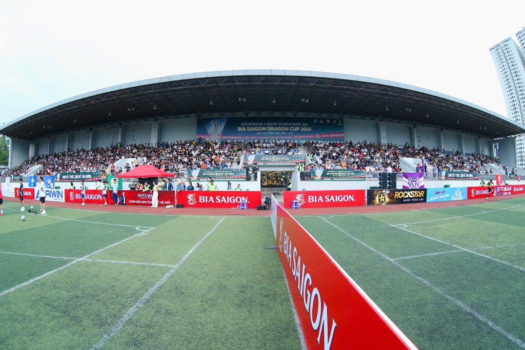 Mở màn Giải bóng đá 7 người vô địch quốc gia Bia Saigon Dragon Cup 2025