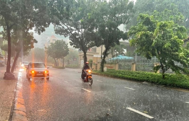 Nhiều khu vực mưa dông, đề phòng lũ quét, sạt lở