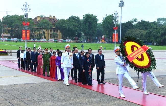 Luôn ghi nhớ, quyết tâm thực hiện lời dạy của Bác Hồ kính yêu