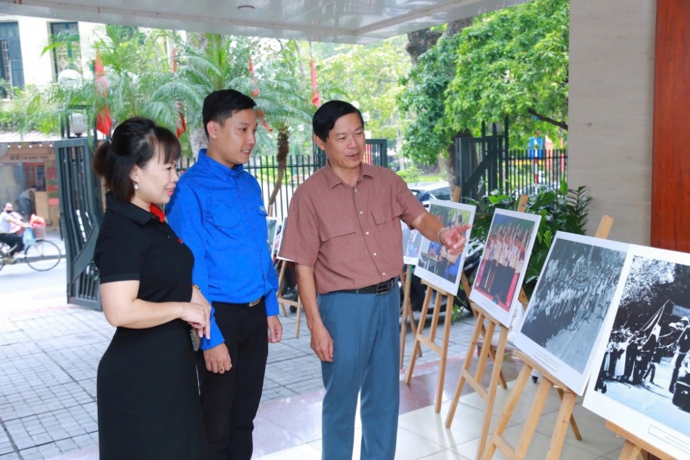 Sự thay đổi căn bản trong nhận thức về vị trí, vai trò của kinh tế tư nhân