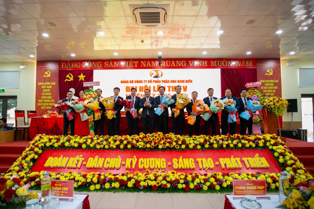 Đảng bộ Công ty Bình Điền tiến bước vào kỷ nguyên mới
