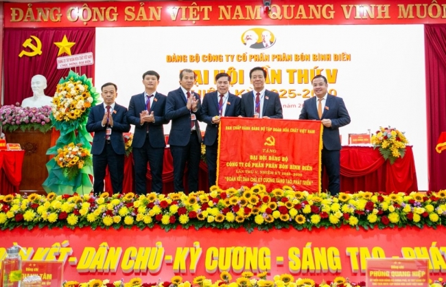 Vững tin bước vào kỷ nguyên mới