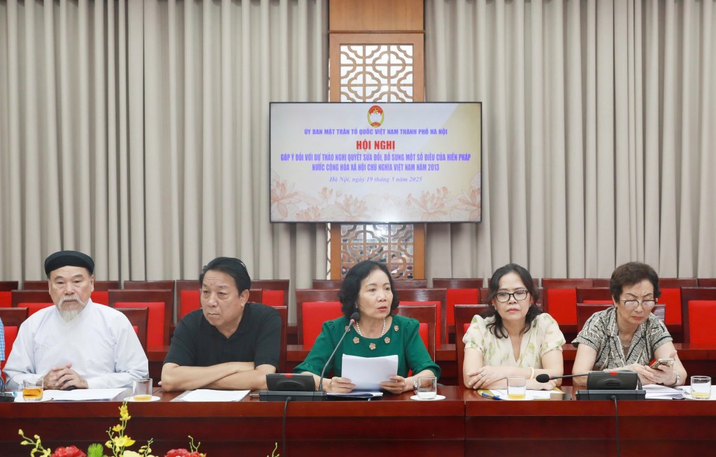 Lấy ý kiến chuyên gia, nguyên lãnh đạo MTTQ TP sửa đổi Hiến pháp