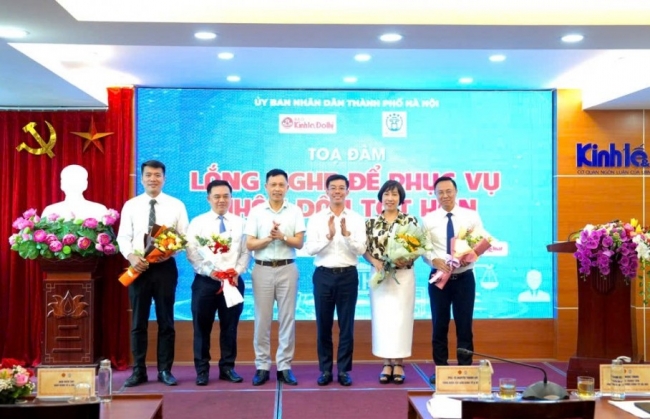 Lắng nghe doanh nghiệp, người dân để phục vụ tốt hơn