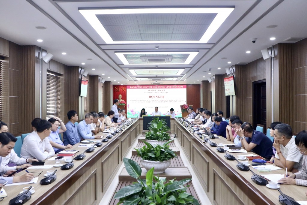 hội nghị phối hợp triển khai công tác tuyên truyền, vận động giải phóng mặt bằng dự án trọng điểm trên địa bàn quận Tây Hồ, quận Long Biên, huyện Đông Anh.