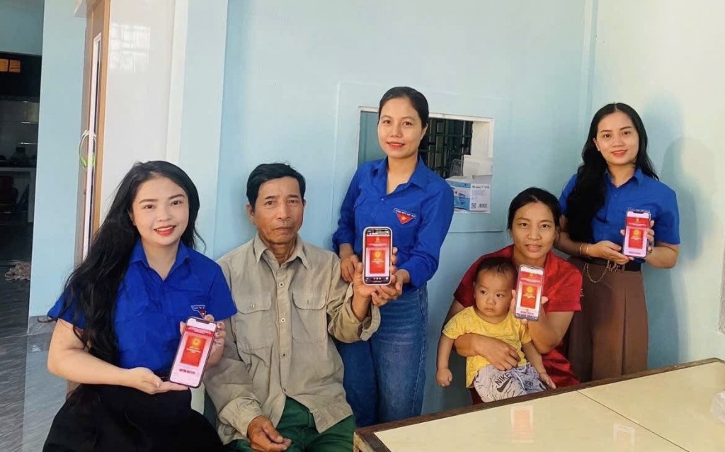 Việc lấy ý kiến người dân lần này trên ứng dụng VNeID, giúp người dân dễ dàng tiếp cận và gửi ý kiến góp ý đảm bảo thuận tiện, nhanh chóng