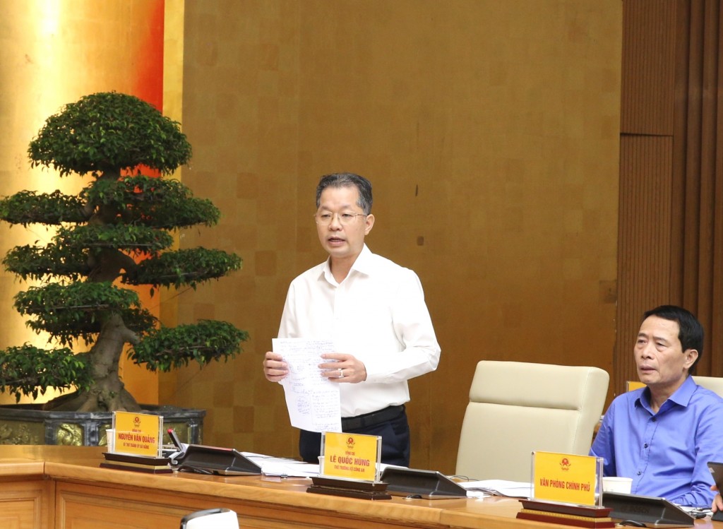 Bí thư Thành ủy Đà Nẵng Nguyễn Văn Quảng phát biểu tại Hội nghị - Ảnh: VGP/Nhật Bắc