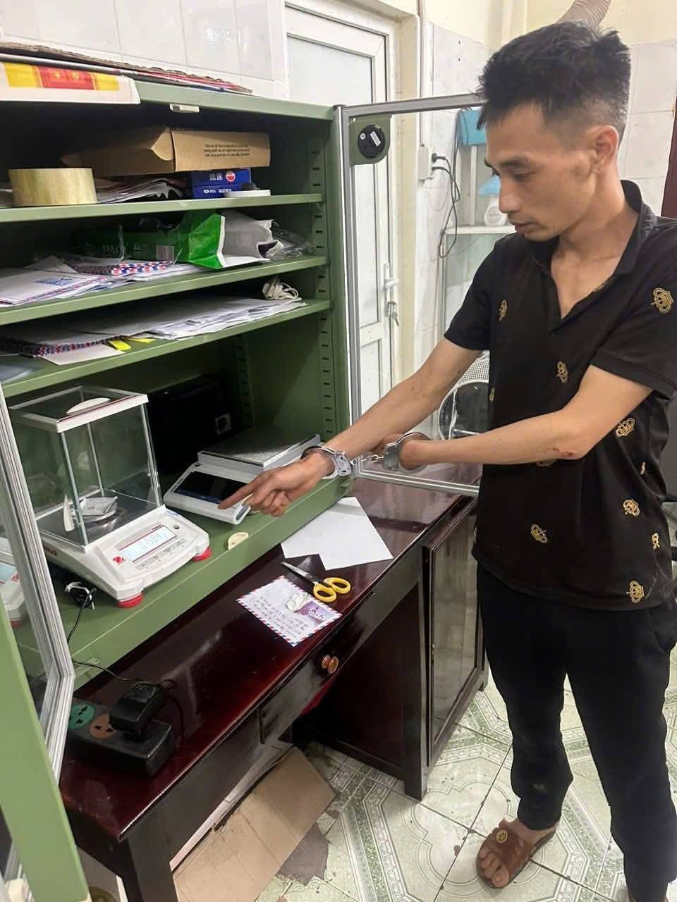 Đối tượng Hải tại cơ quan Công an