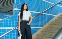 Làn gió mới từ denim trong dòng thời trang công sở hiện đại