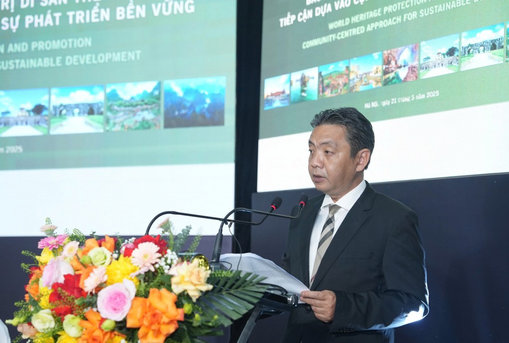Thứ trưởng Bộ Văn hóa, Thể thao và Du lịch, Phó Chủ tịch UBQG UNESCO Hoàng Đạo Cương phát biểu khai mạc Hội thảo