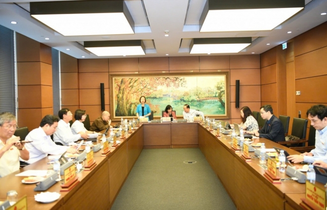 Cơ chế mở cần đi kèm với cơ chế giám sát