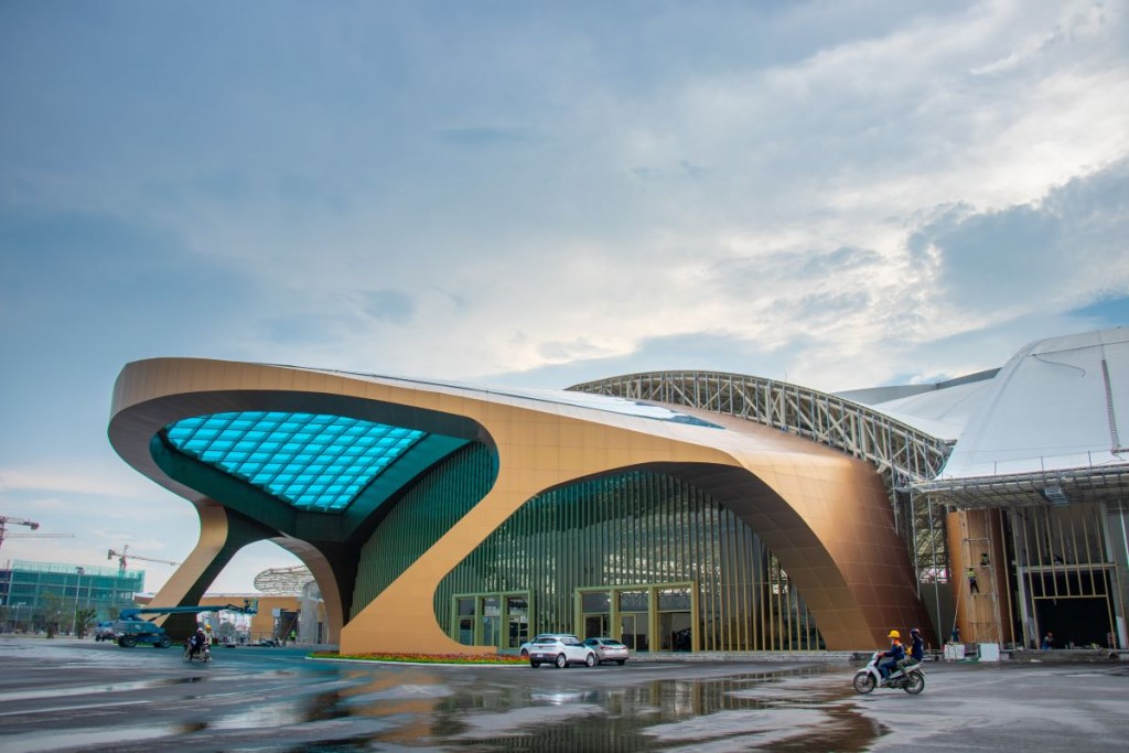 Vingroup sẽ lập “kỷ lục của kỷ lục” khi hoàn thành Trung tâm Triển lãm Top 10 thế giới chỉ trong 10,5 tháng