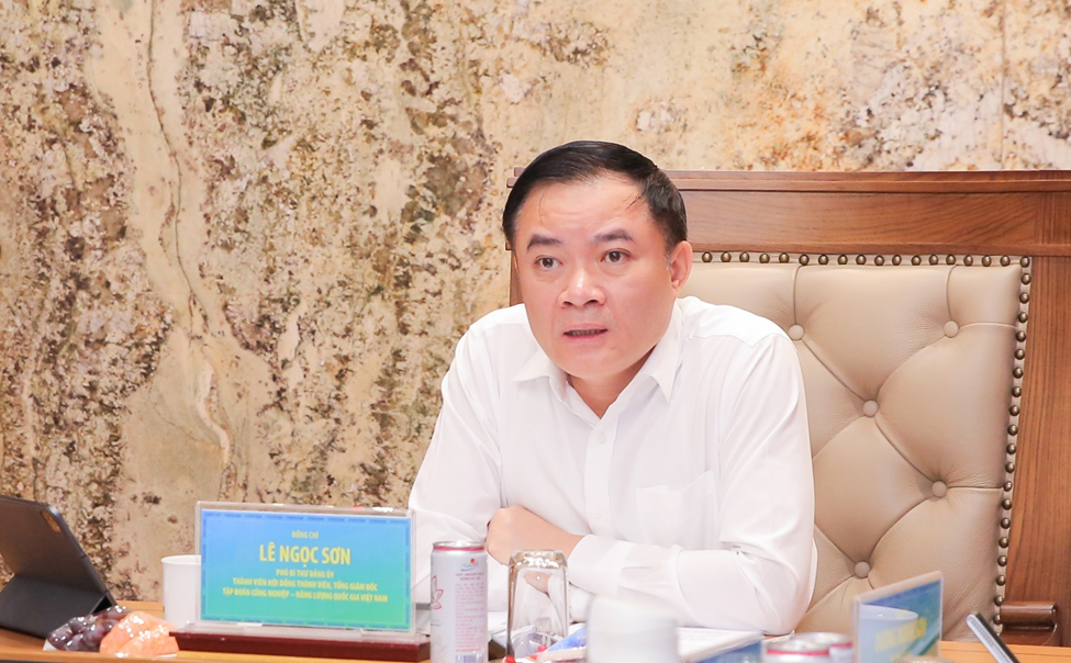 Tổng Giám đốc Petrovietnam Lê Ngọc Sơn chỉ đạo Tập đoàn và các đơn vị thành viên chú trọng đẩy mạnh chuyển đổi số