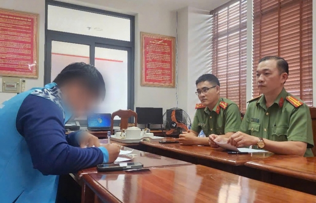 Bị xử phạt hành chính vì tổ chức giải bóng đá "chui"