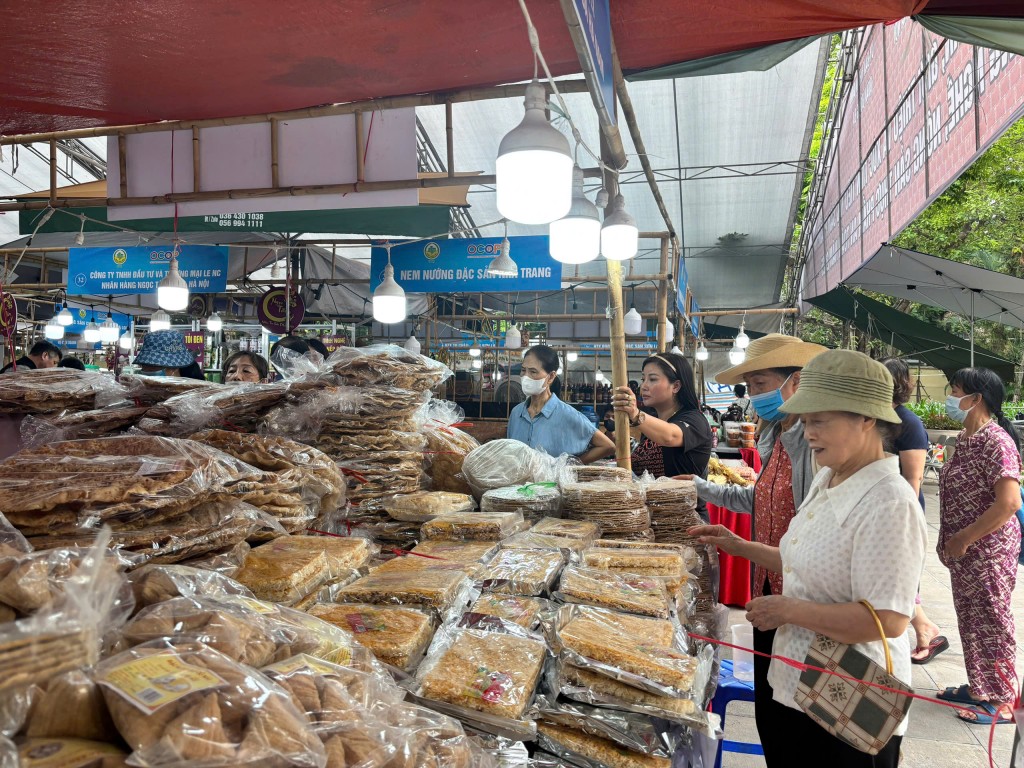 500 sản phẩm OCOP đến tuần tiêu thụ sản phẩm nông sản an toàn 500 sản phẩm OCOP đến tuần tiêu thụ sản phẩm nông sản an toàn