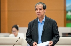 Không lo học sinh dồn vào trường công khi miễn học phí