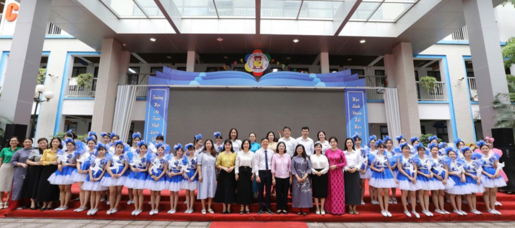 Quận Ba Đình vinh danh tài năng trẻ thi Olympic các môn văn hoá