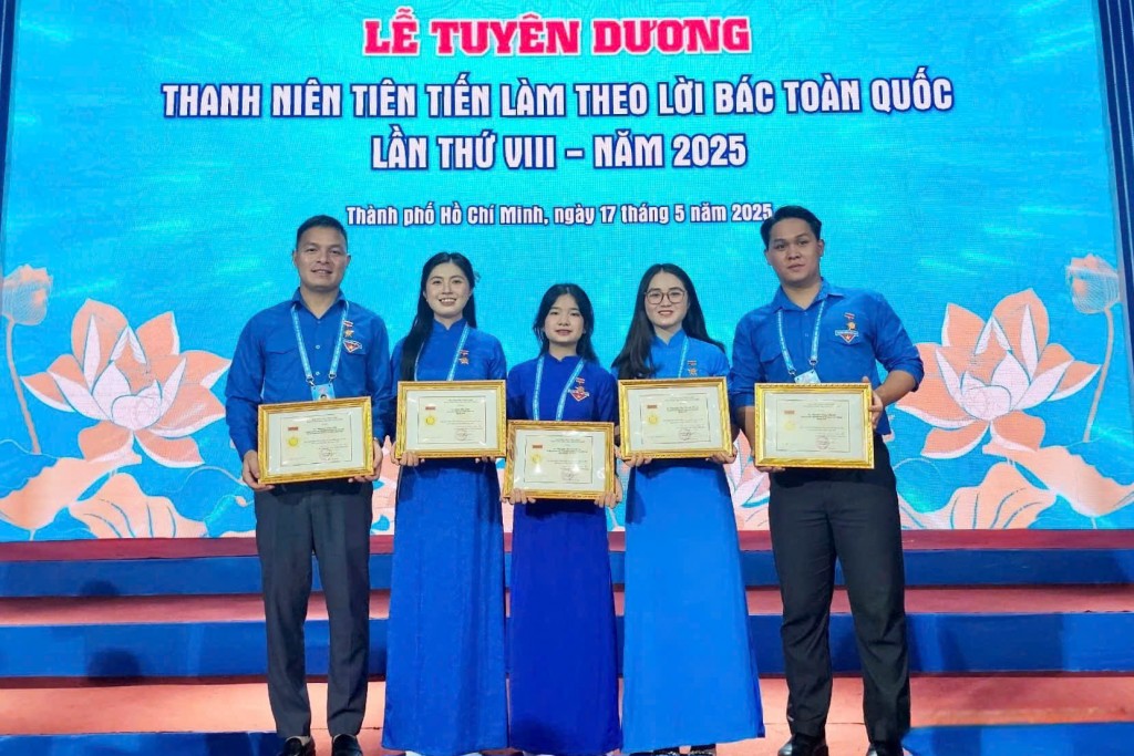 Tuổi trẻ Hải Dương thi đua học tập và làm theo lời Bác