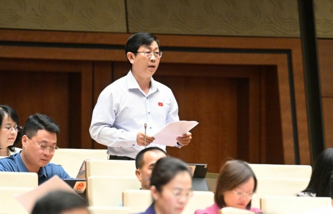 “Gỡ tội” cho “ông đấu thầu”