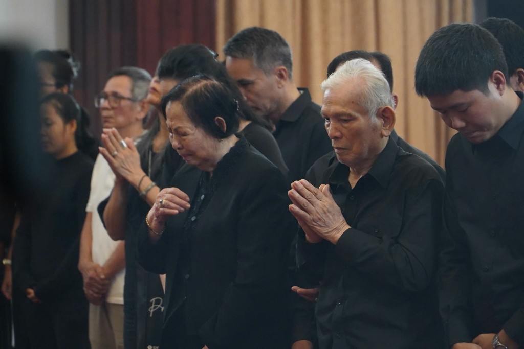 Đoàn gia đình ông Trần Đức Lương tại thành phố Hồ Chí Minh Đoàn gia đình ông Trần Đức Lương tại thành phố Hồ Chí Minh