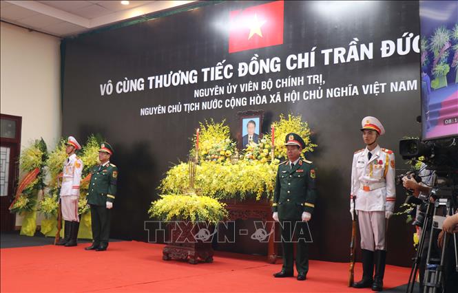 Trang nghiêm Lễ viếng nguyên Chủ tịch nước Trần Đức Lương tại Quảng Ngãi Chú thích ảnh