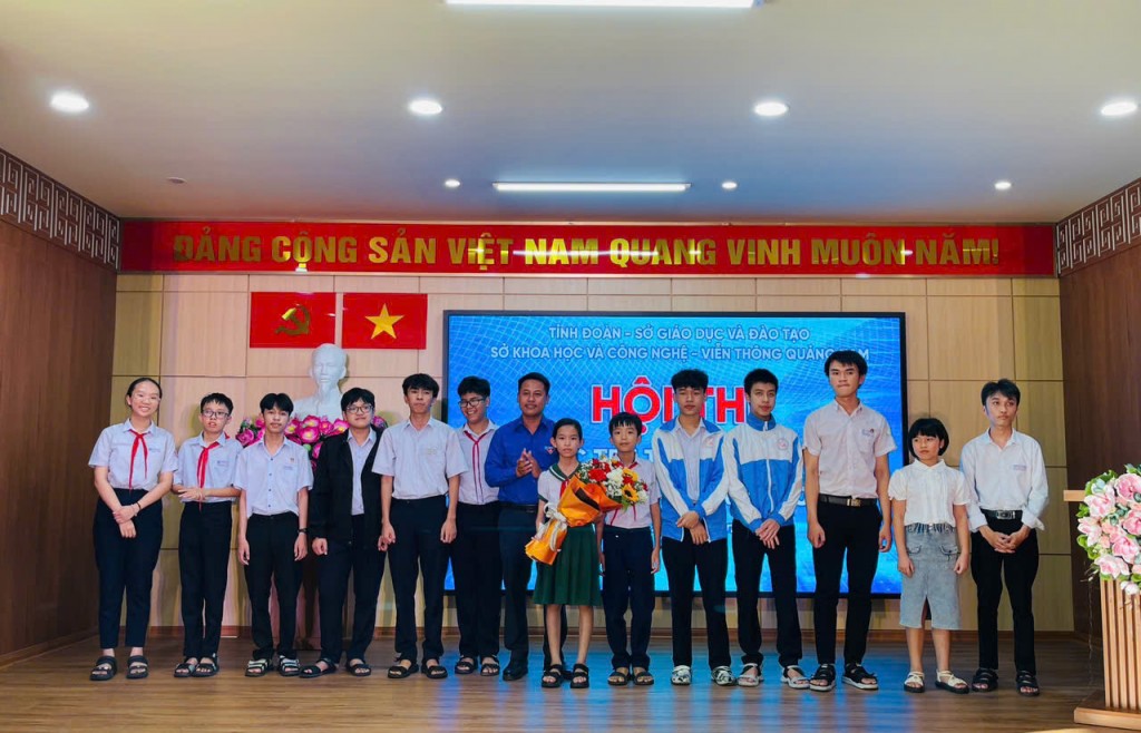 13 thí sinh có thành tích nổi bật nhất tại Hội thi sẽ được lựa chọn để đại diện cho tỉnh Quảng Nam tham gia Hội thi Tin học trẻ toàn quốc lần thứ 31