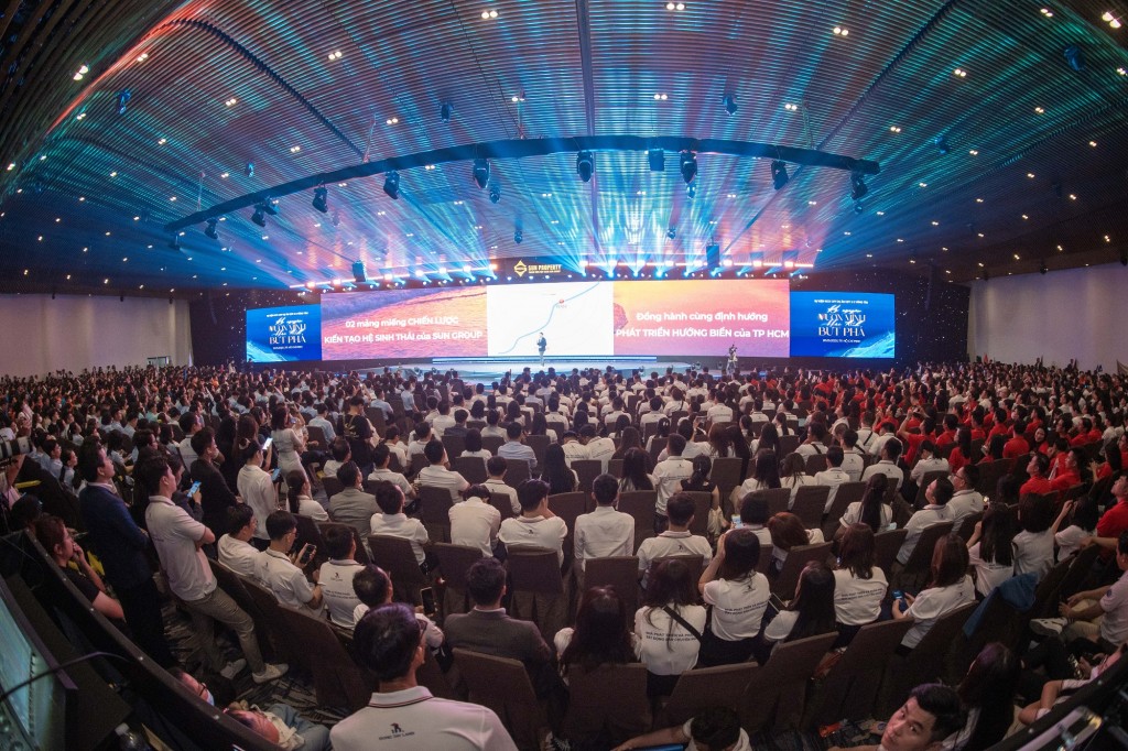 Hơn 2.000 chiến binh kinh doanh hội tụ tại sự kiện kick-off dự án Thành phố Trắng Blanca City