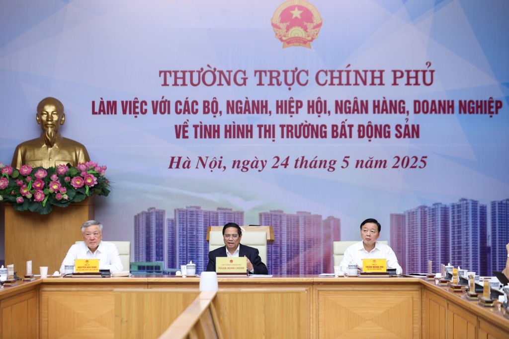 Thủ tướng Chính phủ Phạm Minh Chính đánh giá cao, ghi nhận các ý kiến của các đại biểu - Ảnh: VGP/Nhật Bắc