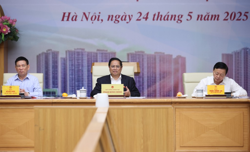 Thủ tướng nhấn mạnh mục tiêu quản lý tốt, hiệu quả thị trường vàng để góp phần ổn định kinh tế vĩ mô, kiểm soát lạm phát, thúc đẩy tăng trưởng - Ảnh: VGP/Nhật Bắc