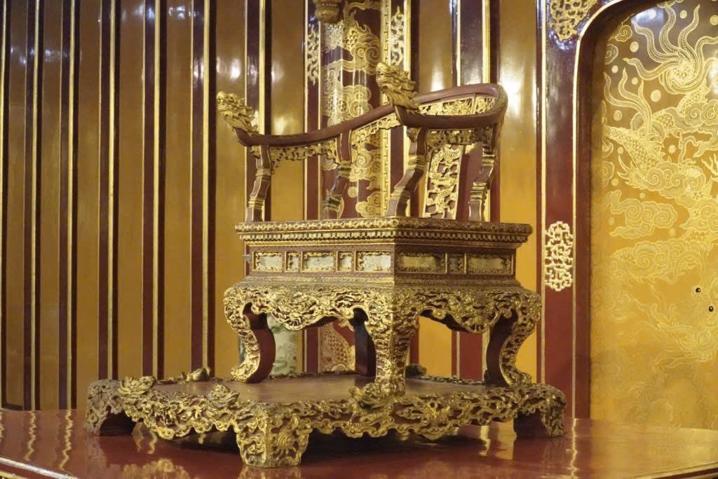 Ngai vàng được đặt ở vị trí trung tâm của Điện Thái Hòa và được công nhận là Bảo vật quốc gia Việt Nam năm 2015 (Ảnh Đ.Minh