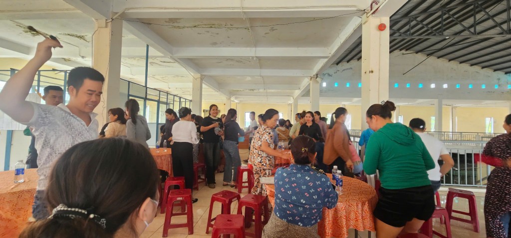 Lùm xùm câu chuyện đề xuất thu hồi vốn tại chợ Điện Nam Trung