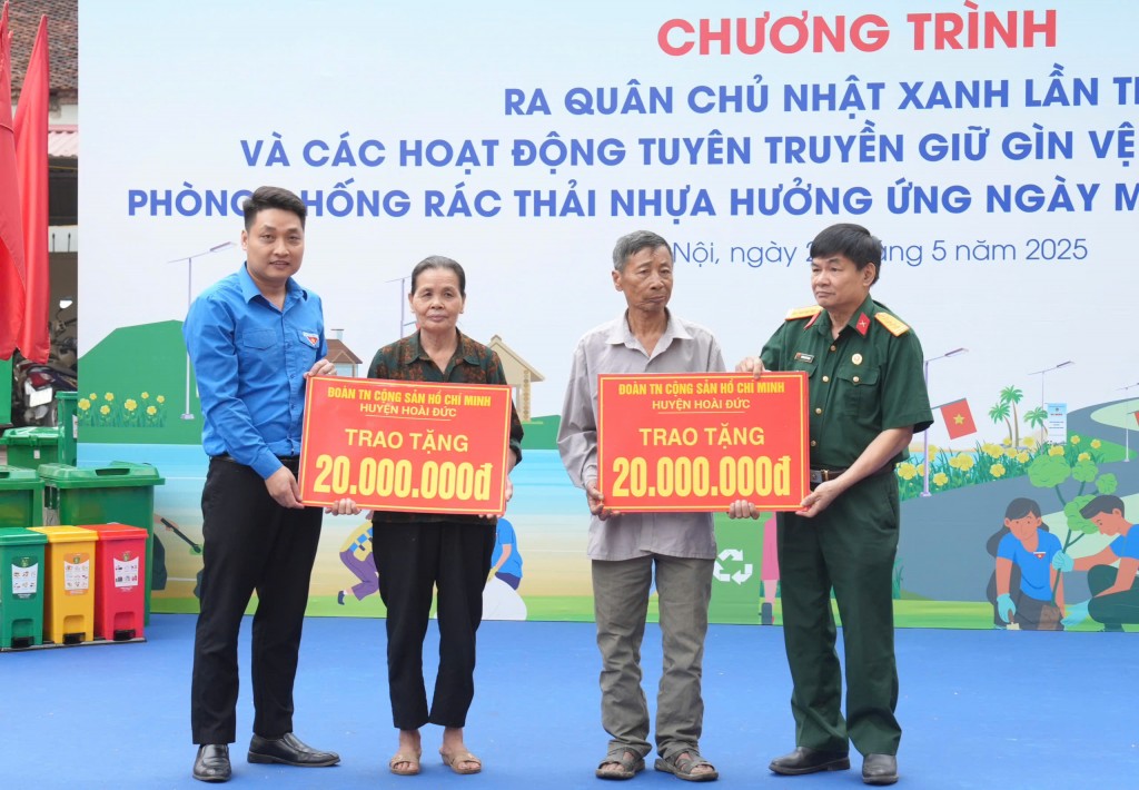 Thanh niên hành động vì một Hà Nội xanh, sạch, văn minh