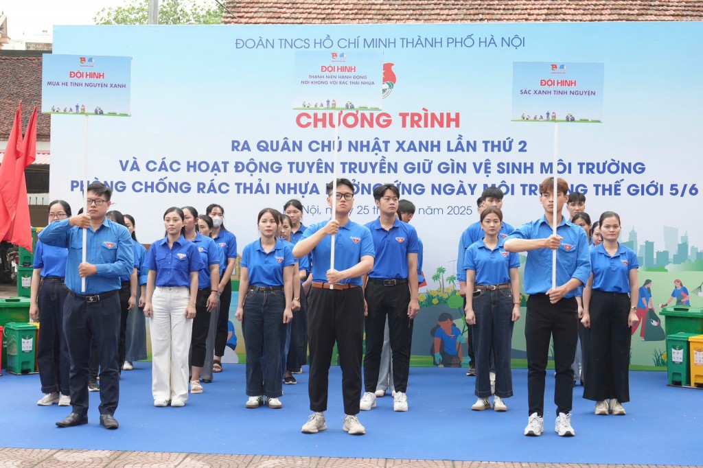 Thanh niên hành động vì một Hà Nội xanh, sạch, văn minh