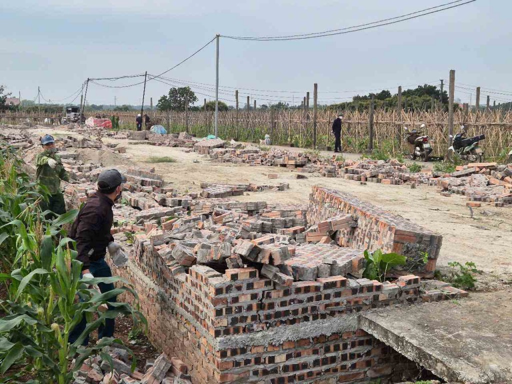 Bài 2: Xử lý hàng loạt công trình vi phạm trên đất nông nghiệp